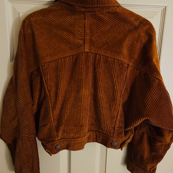Levi’s Women's Corduroy Jacket - Picture 2 of 3